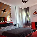 Daire Center Spacious With Free Parking *