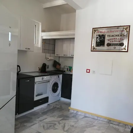 Center Spacious With Free Parking София