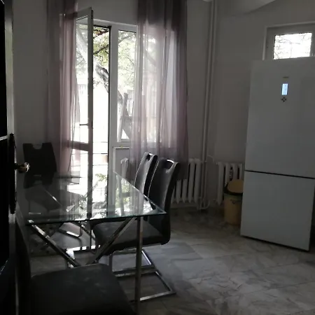 Center Spacious With Free Parking * Sofie