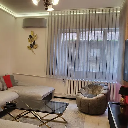 Apartmán Center Spacious With Free Parking *